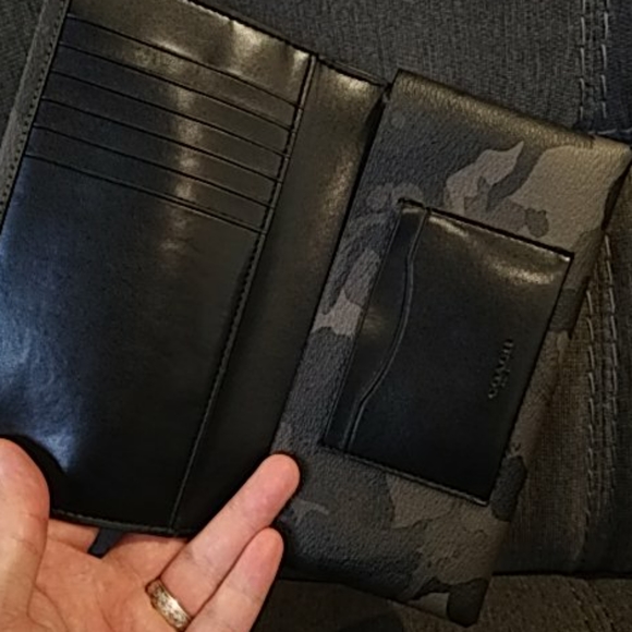 Coach Phone Wallet - Picture 3 of 5